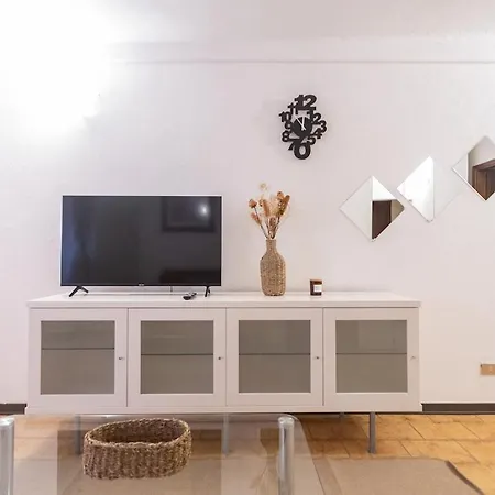 Appartement Cozy Home, A Few Minutes' Walk From The Train And Ferry *