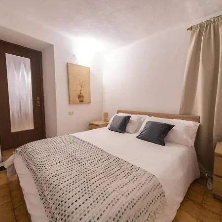 Cozy Home, A Few Minutes' Walk From The Train And Ferry * ベッラーノ